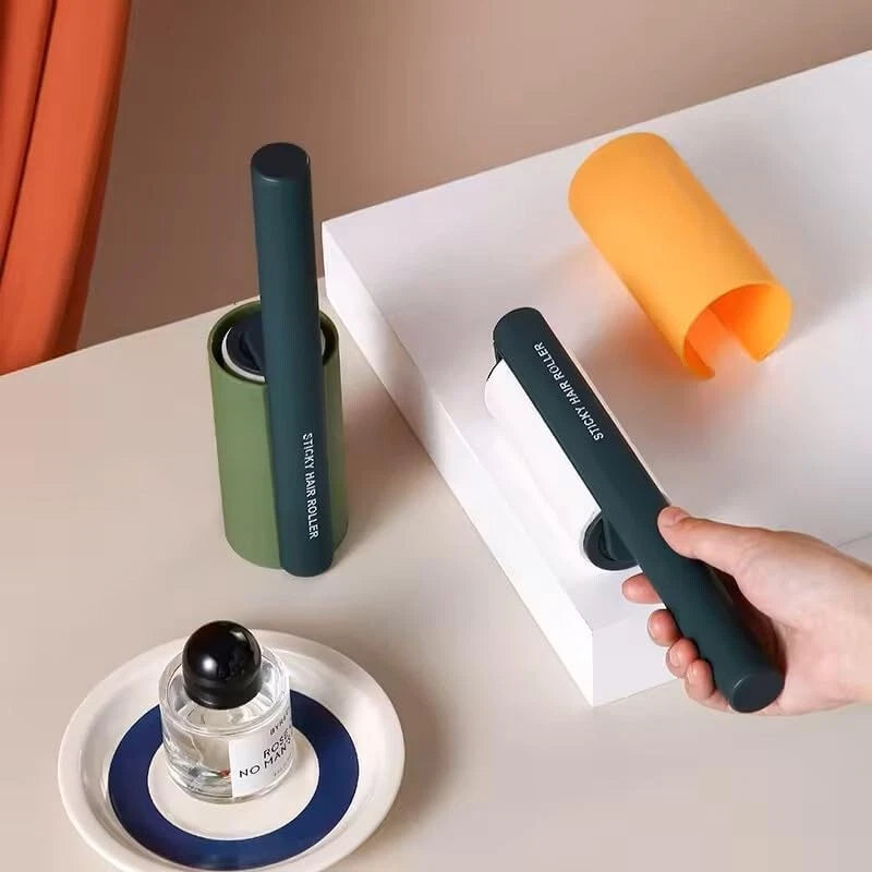 Lint Roller with Protective Lid – 4 Refills (240 Sheets)